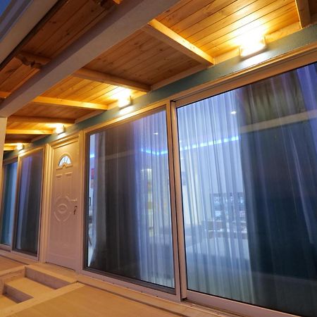Twins Villa Sarande Exterior photo