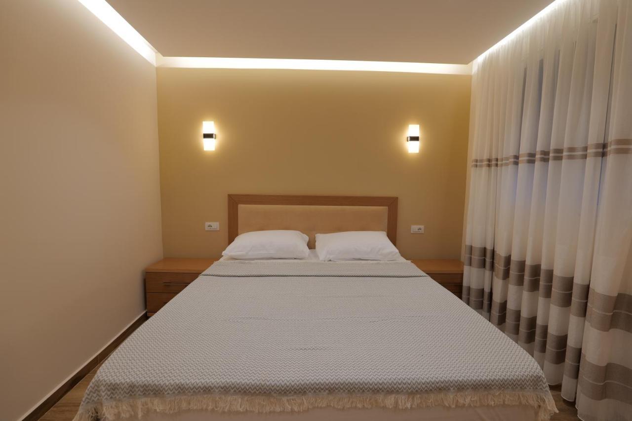 Twins Villa Sarande Exterior photo