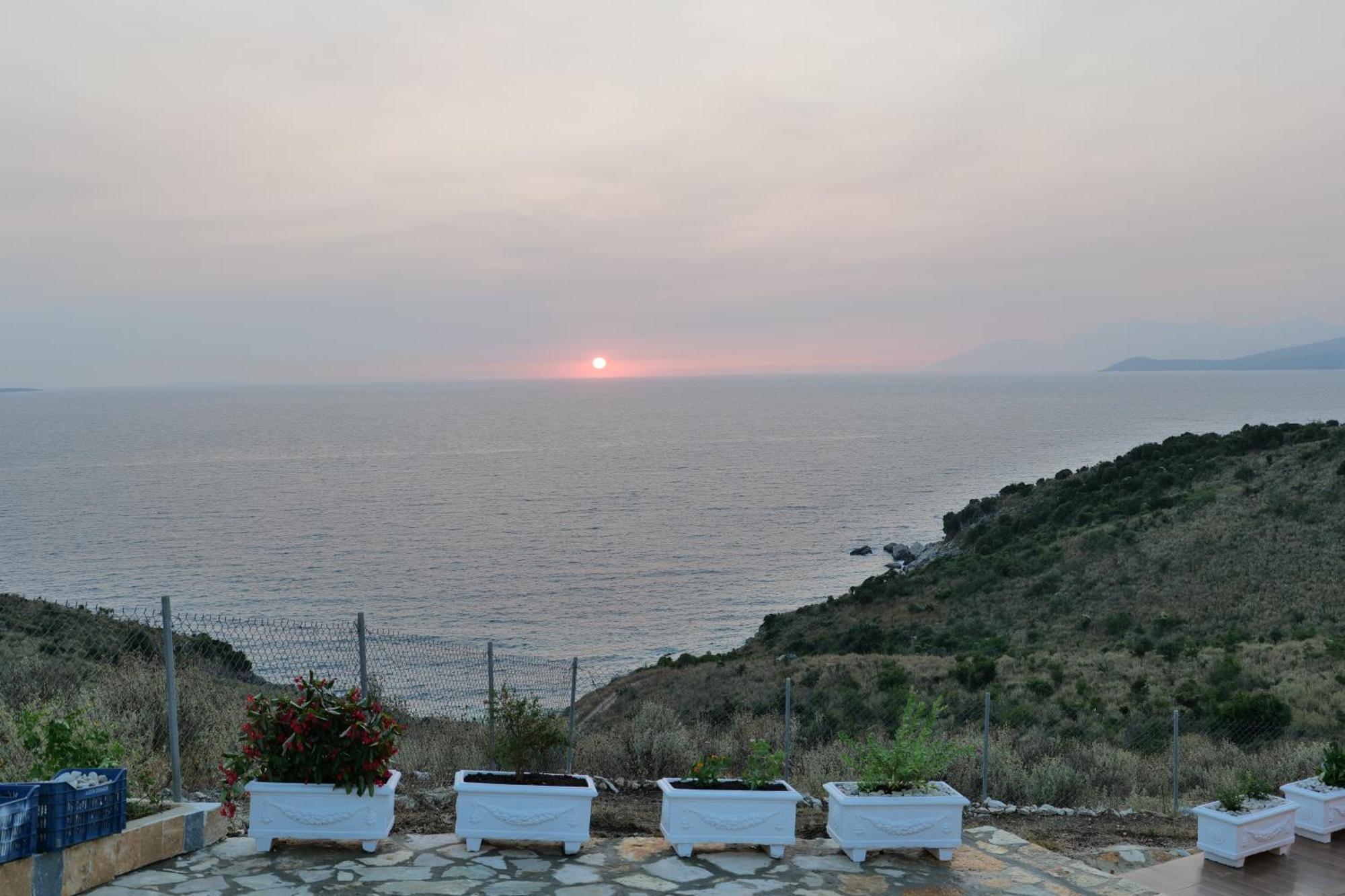 Twins Villa Sarande Exterior photo